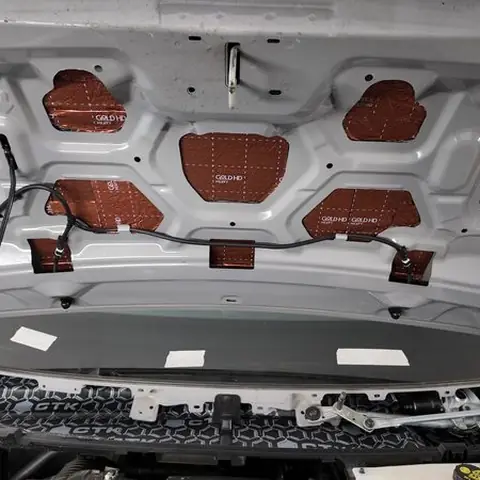 Ford Transit Custom Nugget 2024 – wyciszenie