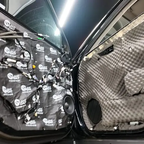 Toyota Highlander 2025 – wyciszenie