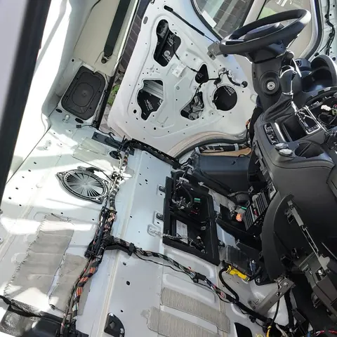 Toyota ProAce Max 2026 – wyciszenie