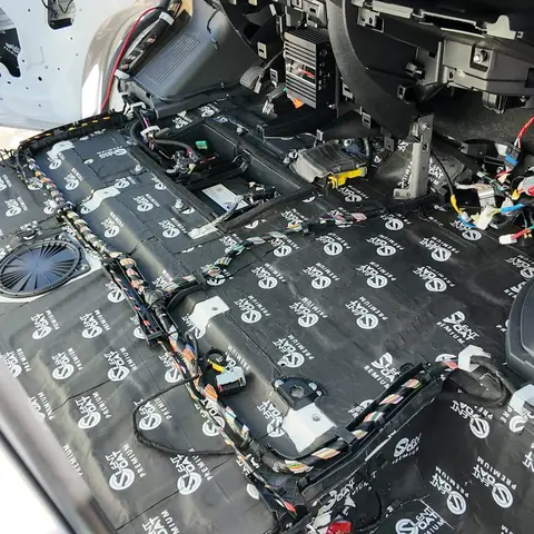 Toyota ProAce Max 2026 – wyciszenie